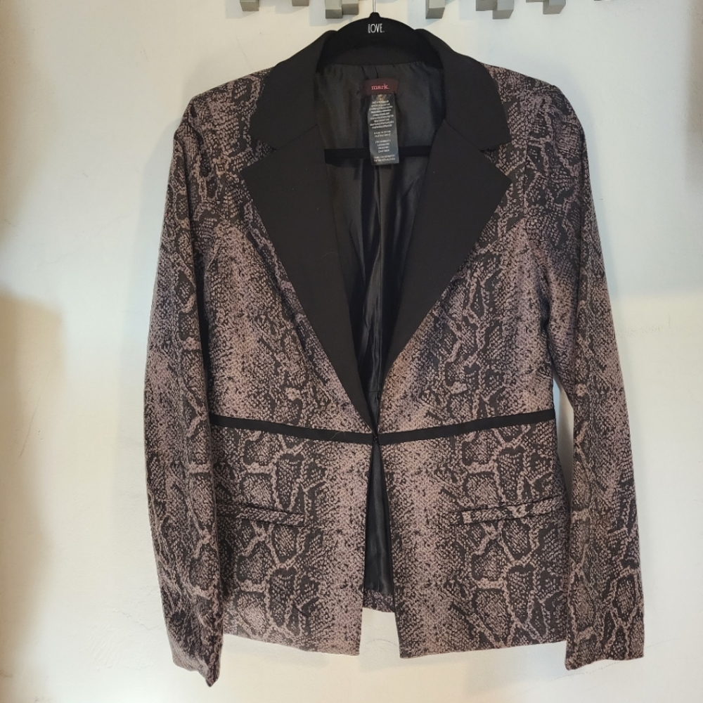 Snake print blazer